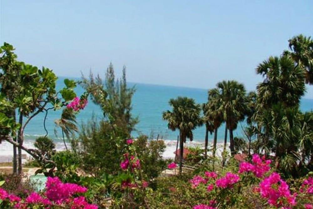 Treasure Beach Hotel Экстерьер фото